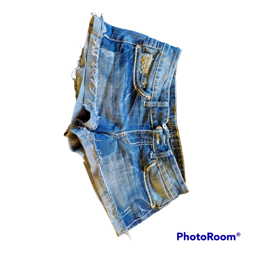 Premium Vanity Shorts